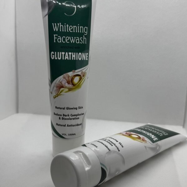 Glutathione Whitening Facewash – Brighten, Cleanse & Glow Naturally